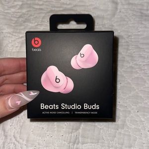 Beats Studio Buds